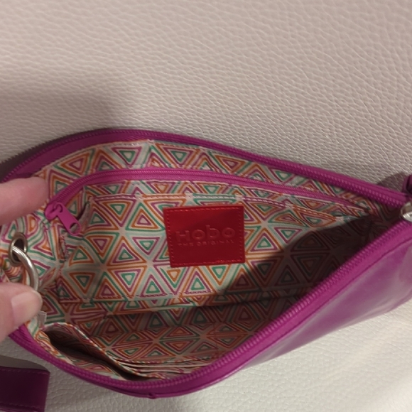 HOBO Vibrant Purple Wristlet - Picture 7 of 8